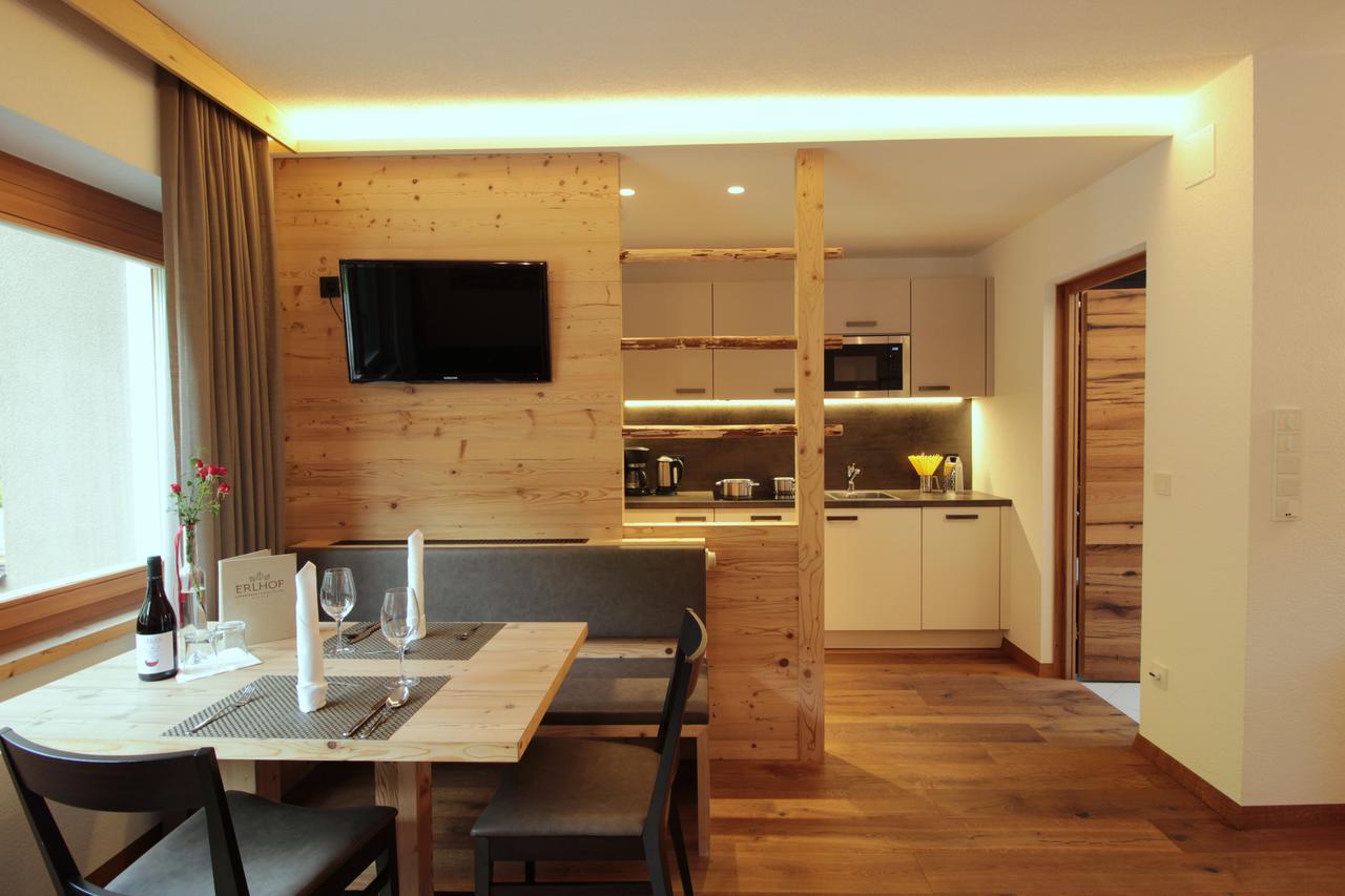 Appartement Hotel Erlhof Deluxe Lutago Esterno foto