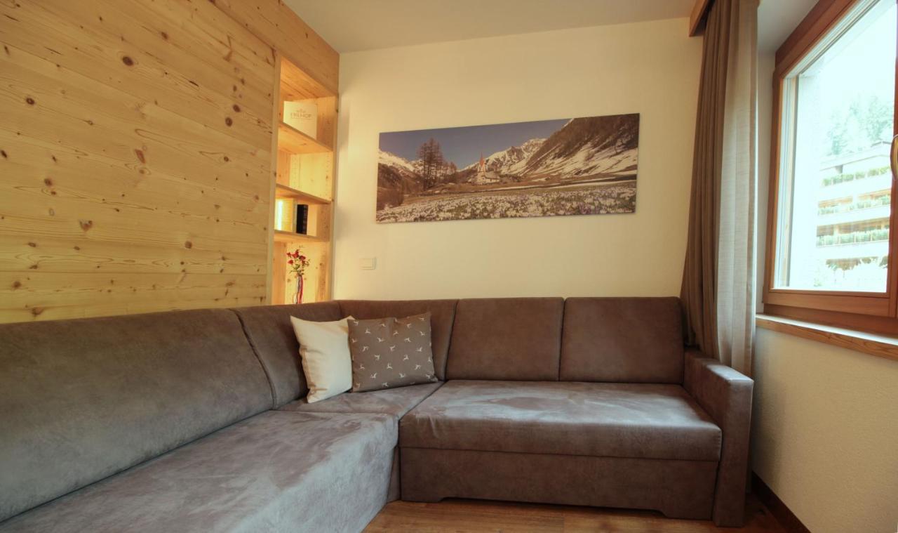 Appartement Hotel Erlhof Deluxe Lutago Esterno foto